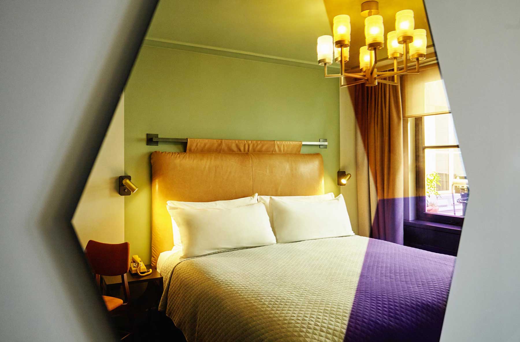 Bed through the mirror