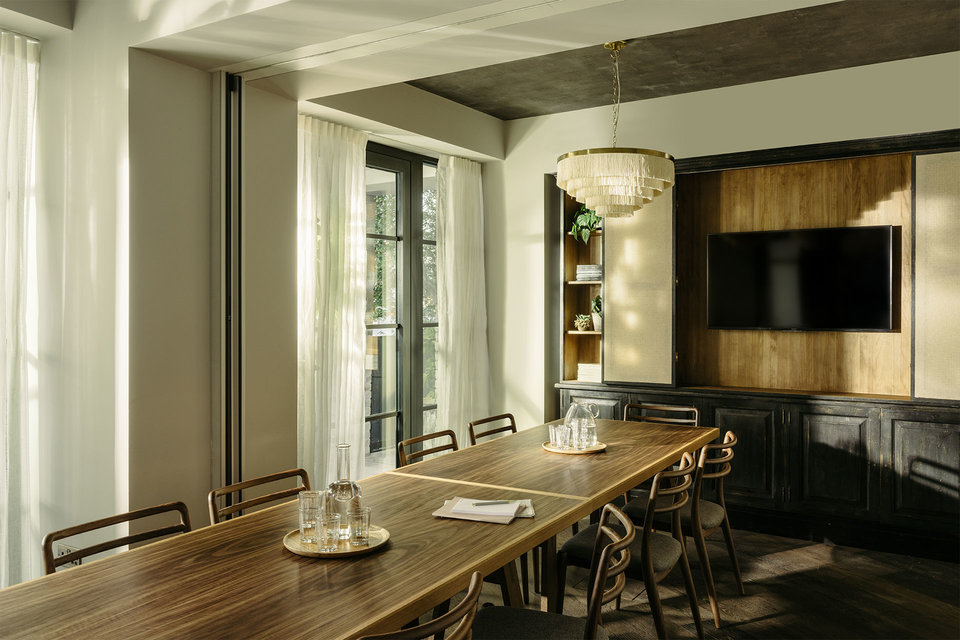 Study and Library in Boardroom Layout