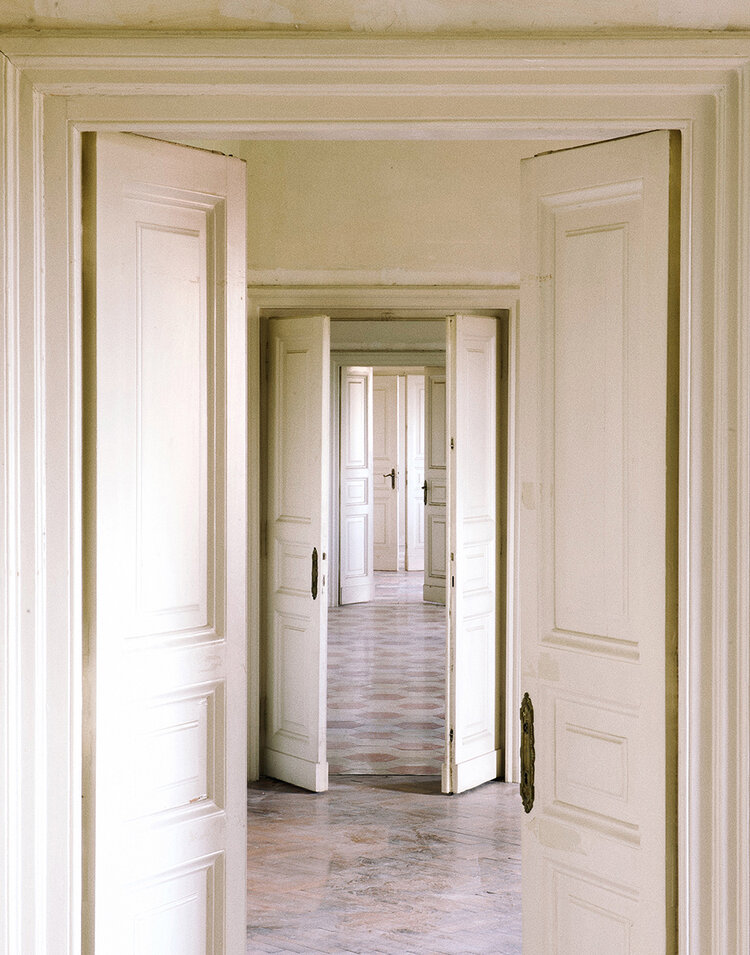 Contemporary Cluster