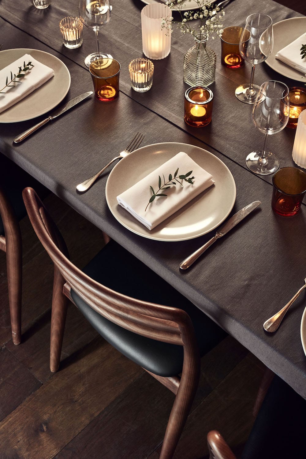 Le Vestibule Dining Set Up