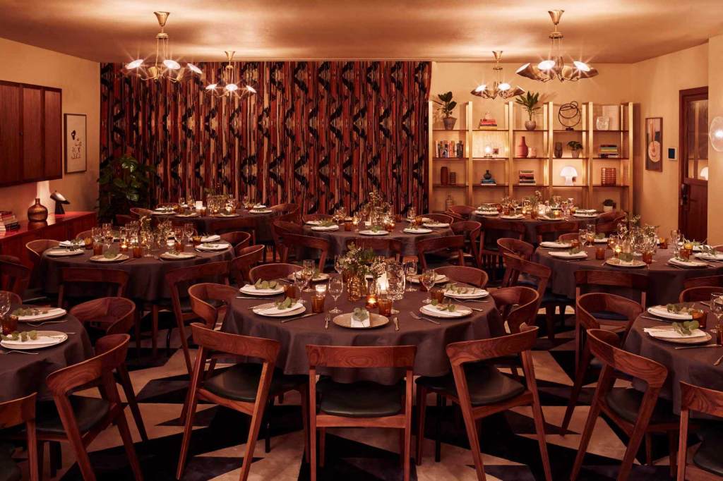 Library and Living Room combined to make a large private dining space in Holborn