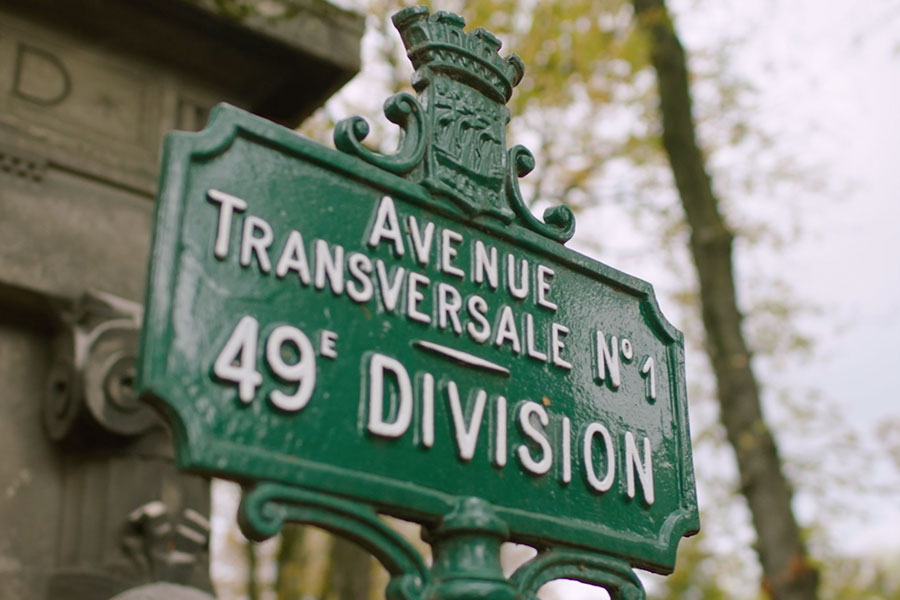 Sign for Avenue Transversale 49 Division in Paris