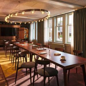 Drawing room at Hoxton Lloyd set up for a meeting